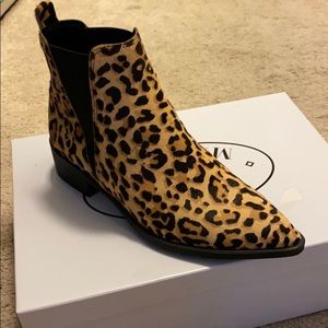 Steve Madden leopard booties